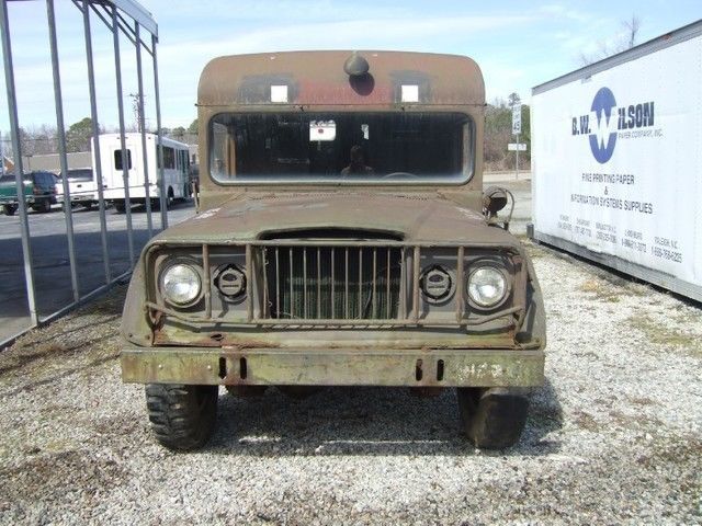 1968 Jeep Kaiser 3520 ambulance 4×4