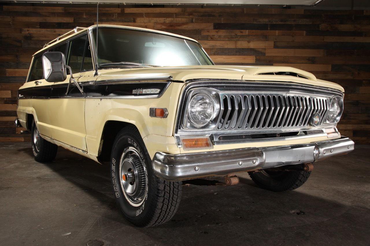 Jeep wagoneer sj