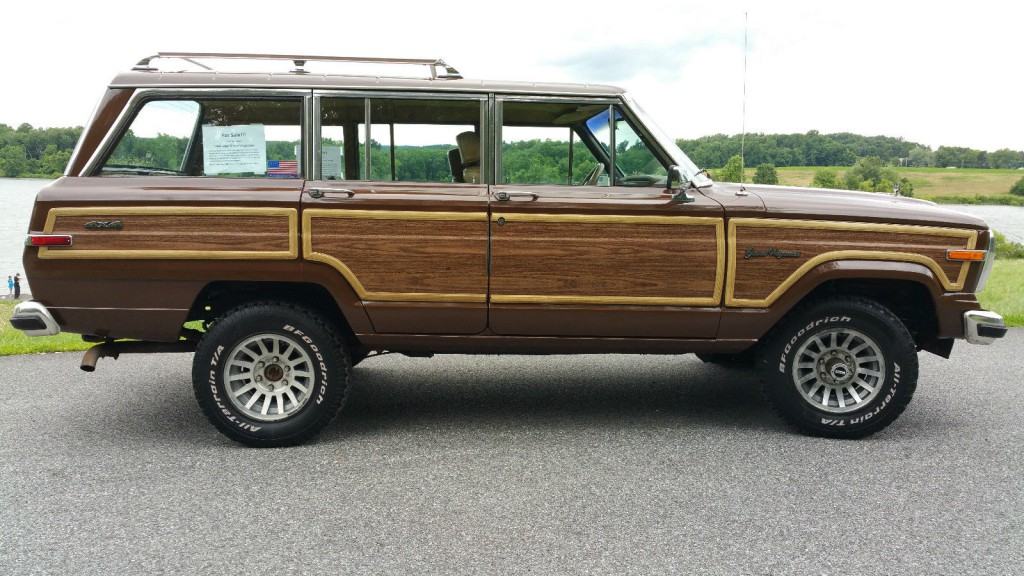 1988 Jeep Grand Wagoneer