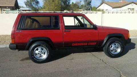 1988 Jeep Cherokee Chief na prodej