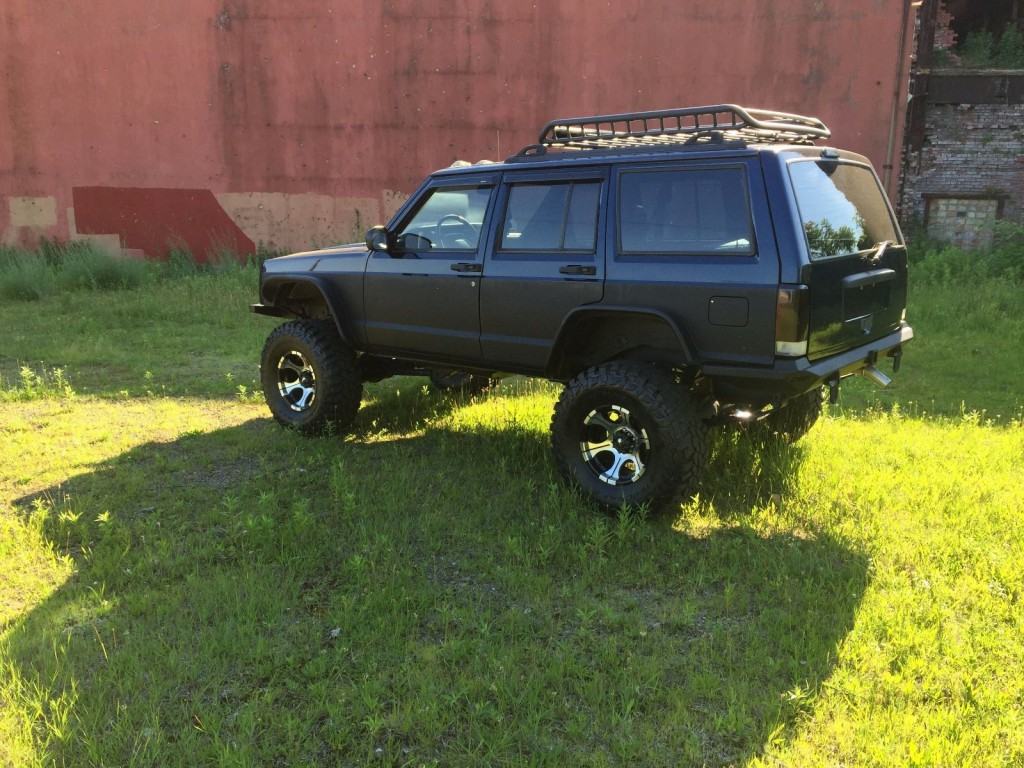 2001 Jeep Cherokee Freshed up and Lifted Trade In