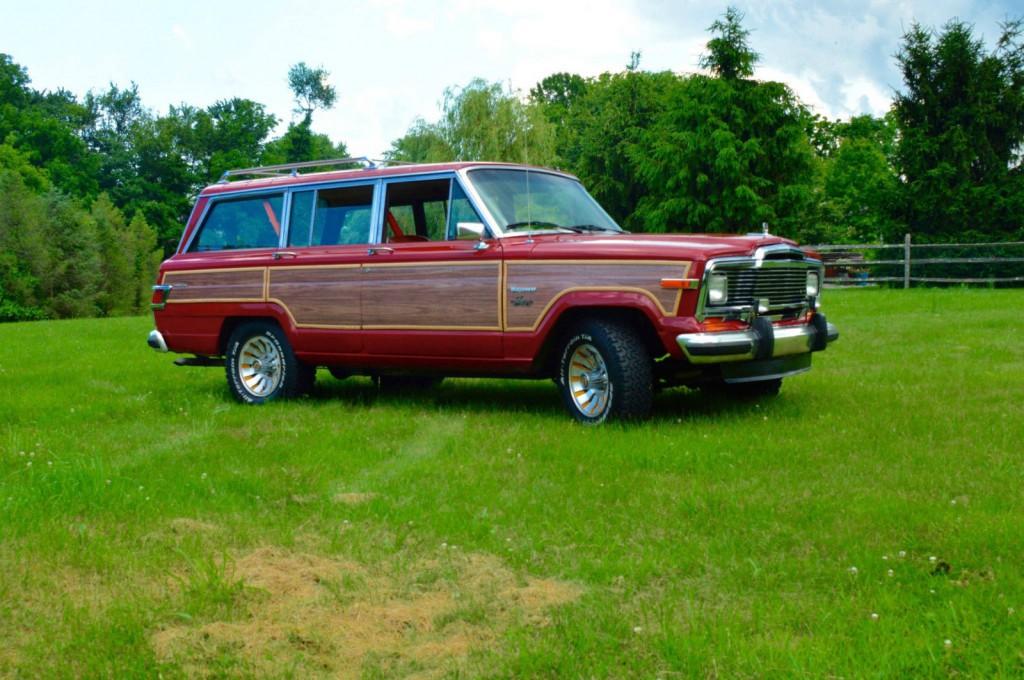 1983 Jeep Grand Wagoneer