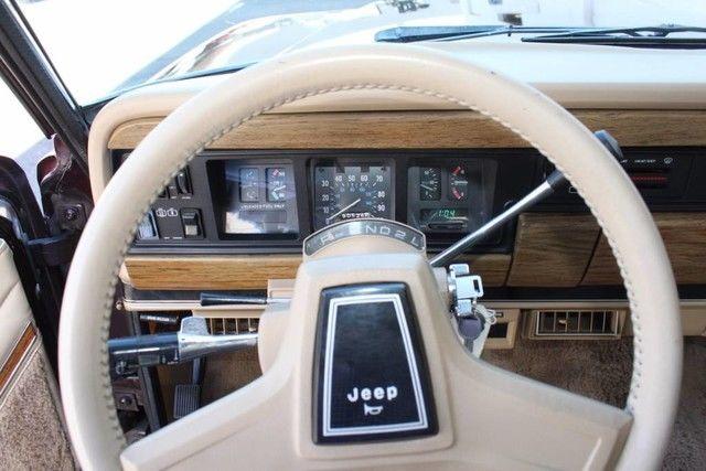1989 Jeep Grand Wagoneer Limited 4X4