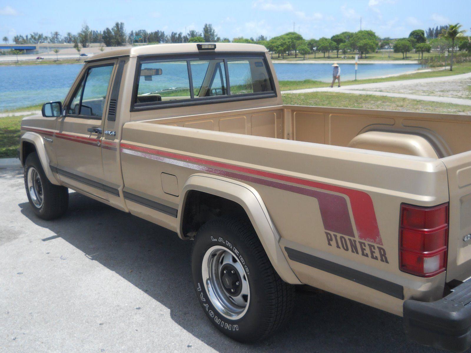 1989 Jeep Comanche Pioneer na prodej