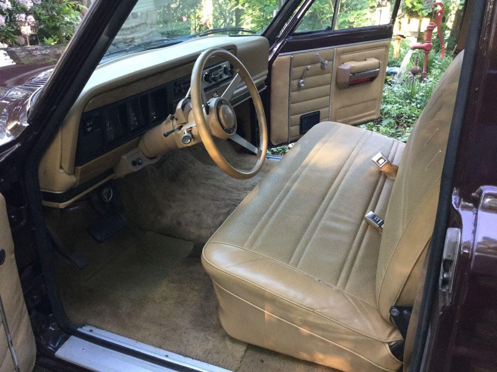 1987 Jeep J10 Truck