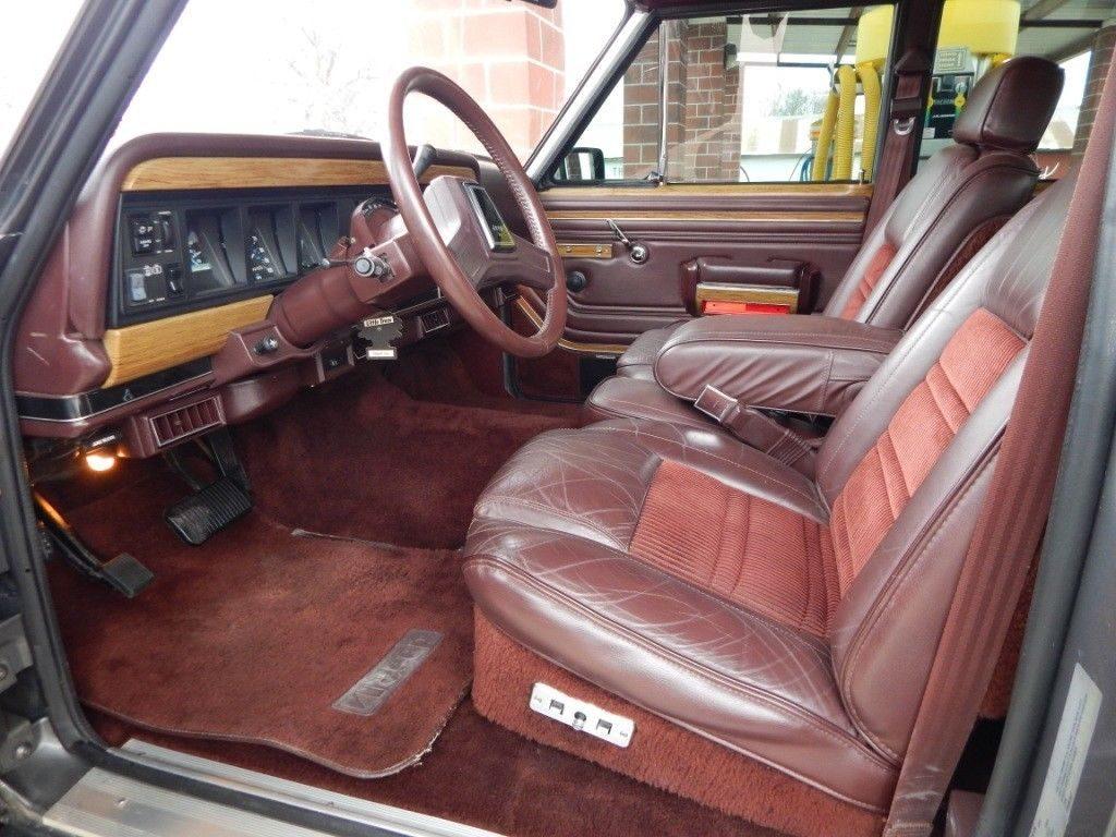 1988 Jeep Grand Wagoneer, 360 V 8,