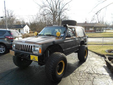 1987 Jeep Cherokee Built to Offroad na prodej
