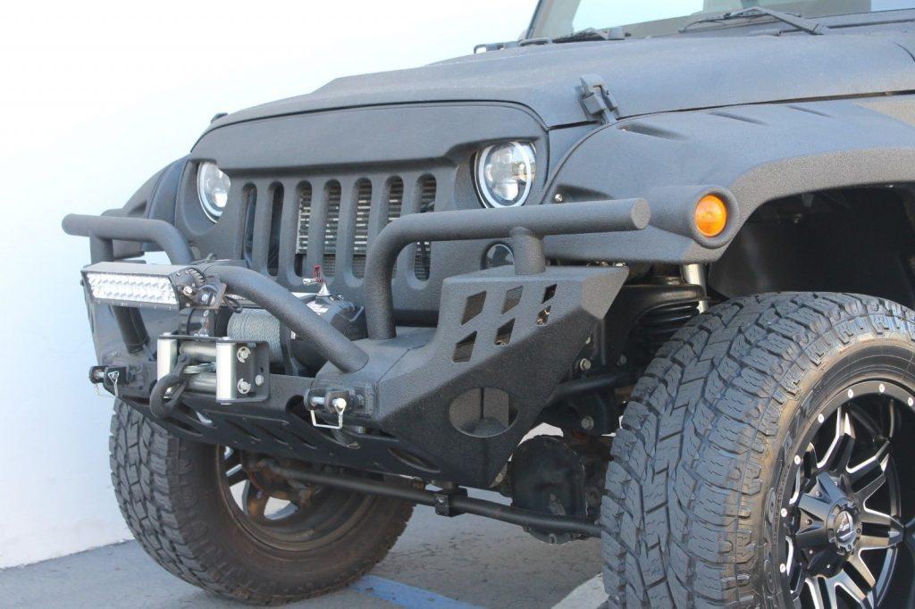 2012 Jeep Wrangler Unlimited Custom SHOW JEEP!