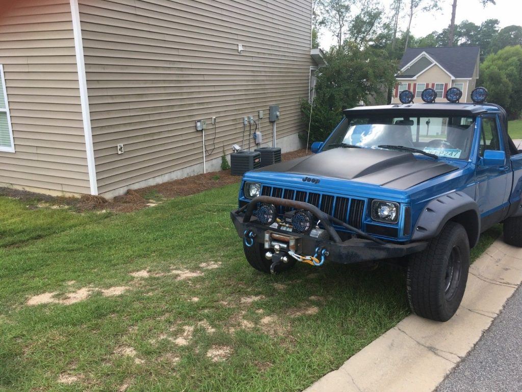 1988 Jeep Comanche pioneer