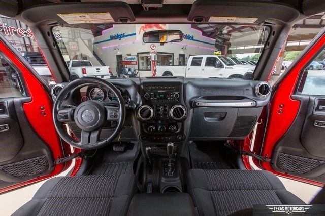 2012 Jeep Wrangler Sahara 4X4