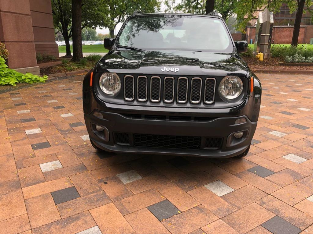 2017 Jeep Renegade Latidude/4×4/backup Camera/bucket SEATS