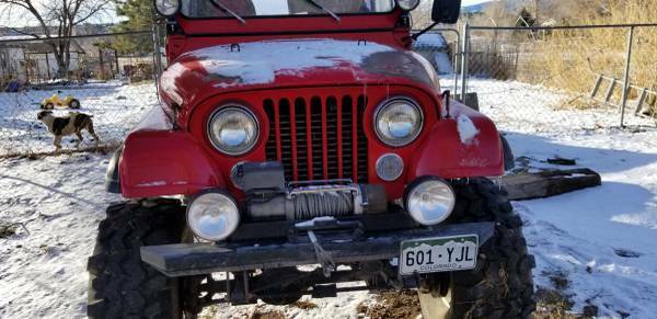 1984 Jeep CJ7 ifted on 38’s