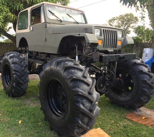 1989 Jeep Wrangler Sahara on 56″ tires