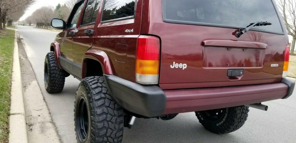 2001 Jeep Cherokee JEEP Cherokee Lifted XJ 4X4 Amazing CONDITION!