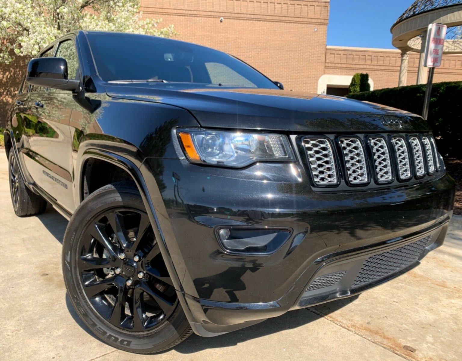 2018 Jeep Grand Cherokee Altitude Edition Na Prodej