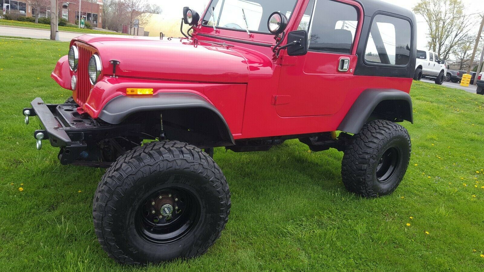 Jeep CJ7 na prodej