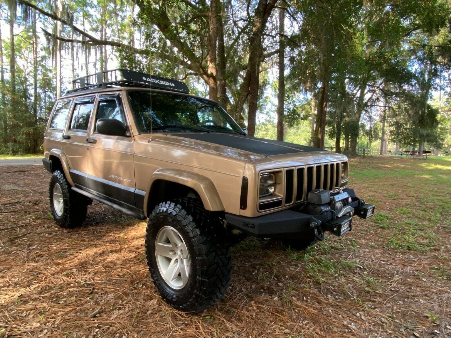 1999 Jeep Cherokee na prodej