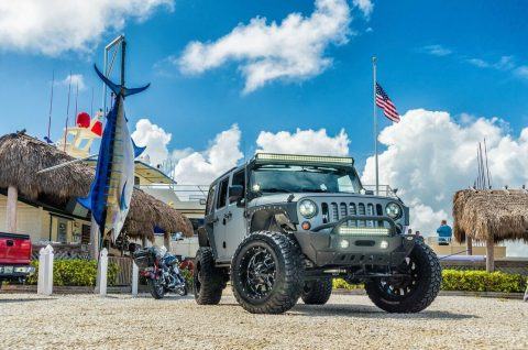 2015 Jeep Wrangler Unlimited SPORT na prodej