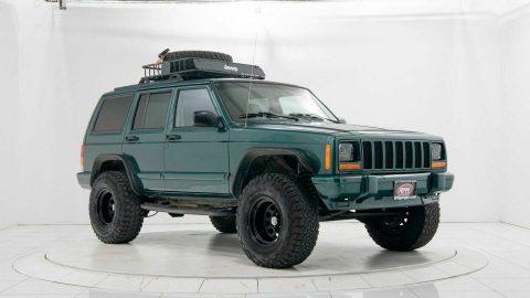 1999 Jeep Cherokee Sport Lifted with Upgrades na prodej