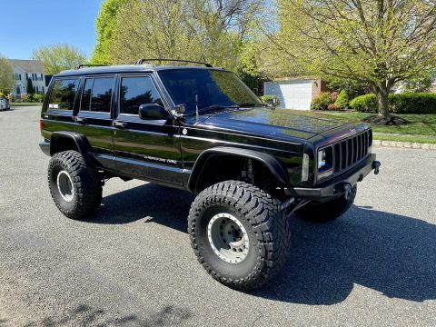 1998 Jeep Cherokee SPORT na prodej