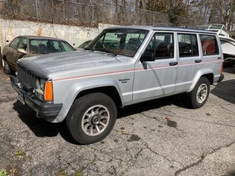 1986 Jeep Cherokee na prodej