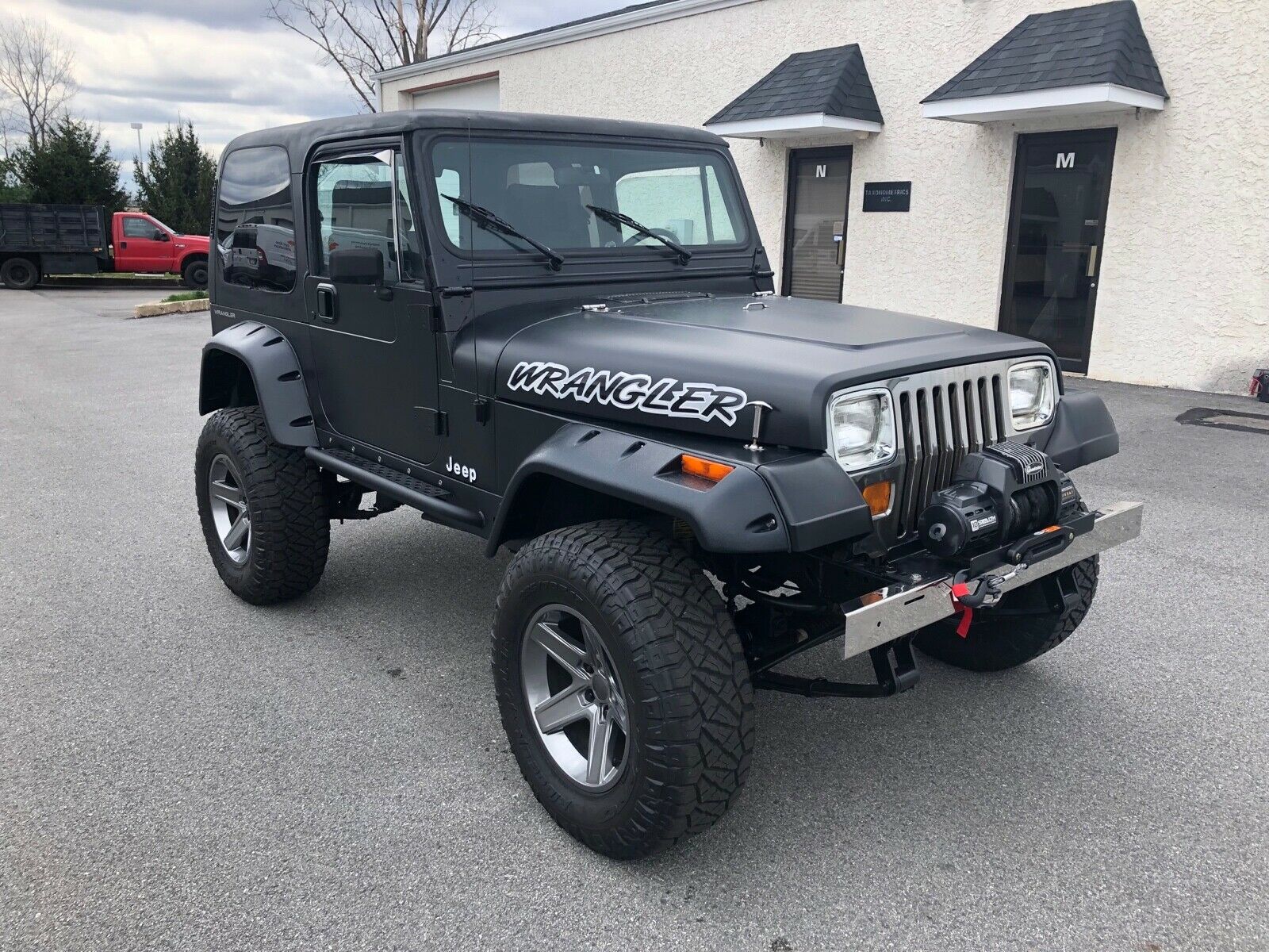 1988 Jeep Wrangler LAREDO na prodej