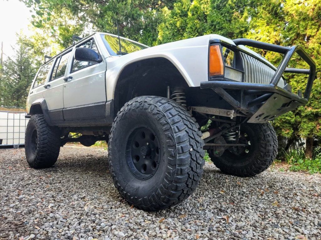 1990 Jeep Cherokee