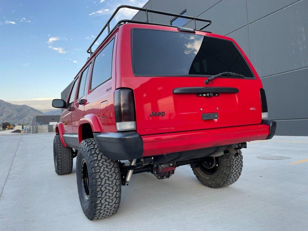 1999 Jeep Cherokee XJ – CLEAN – BUILT – SUPER LOW MILES!