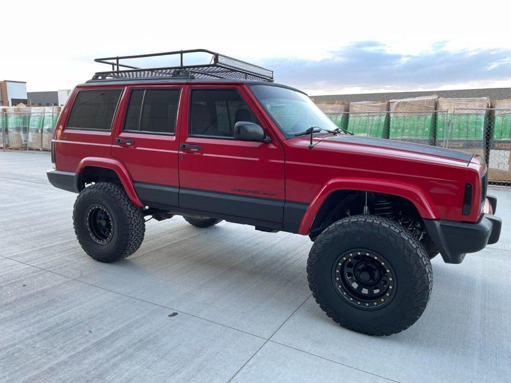 1999 Jeep Cherokee XJ – CLEAN – BUILT – SUPER LOW MILES!