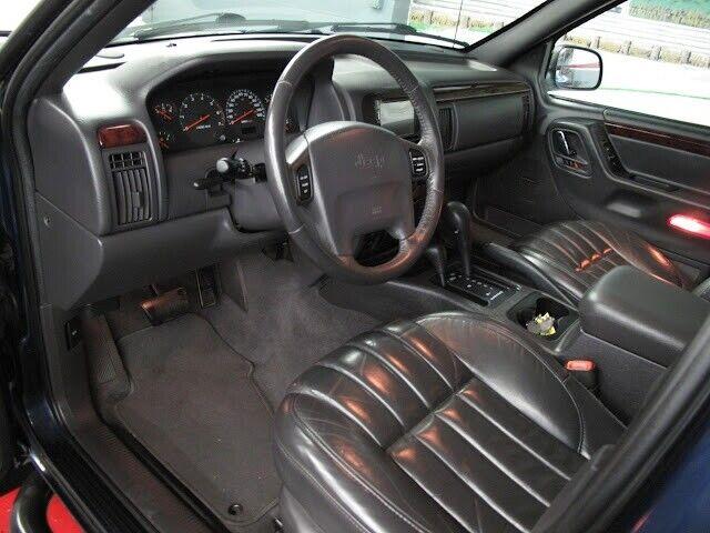 2000 Jeep Grand Cherokee Limited 4×4 100% Carfax ZERO RUST