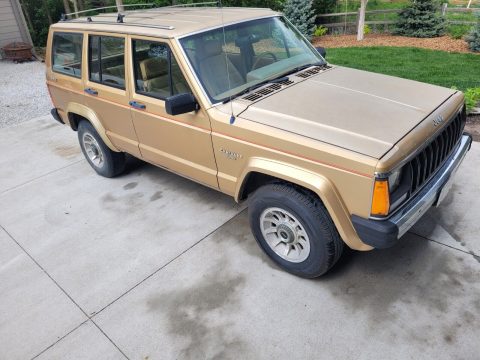 1987 Jeep Cherokee na prodej