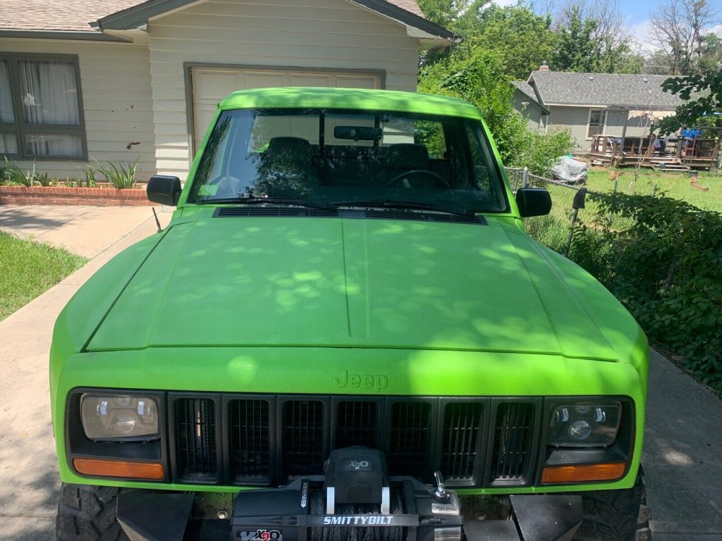 1990 Jeep Comanche Pioneer