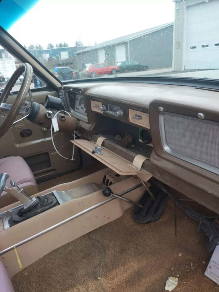 1968 Jeep Wagoneer