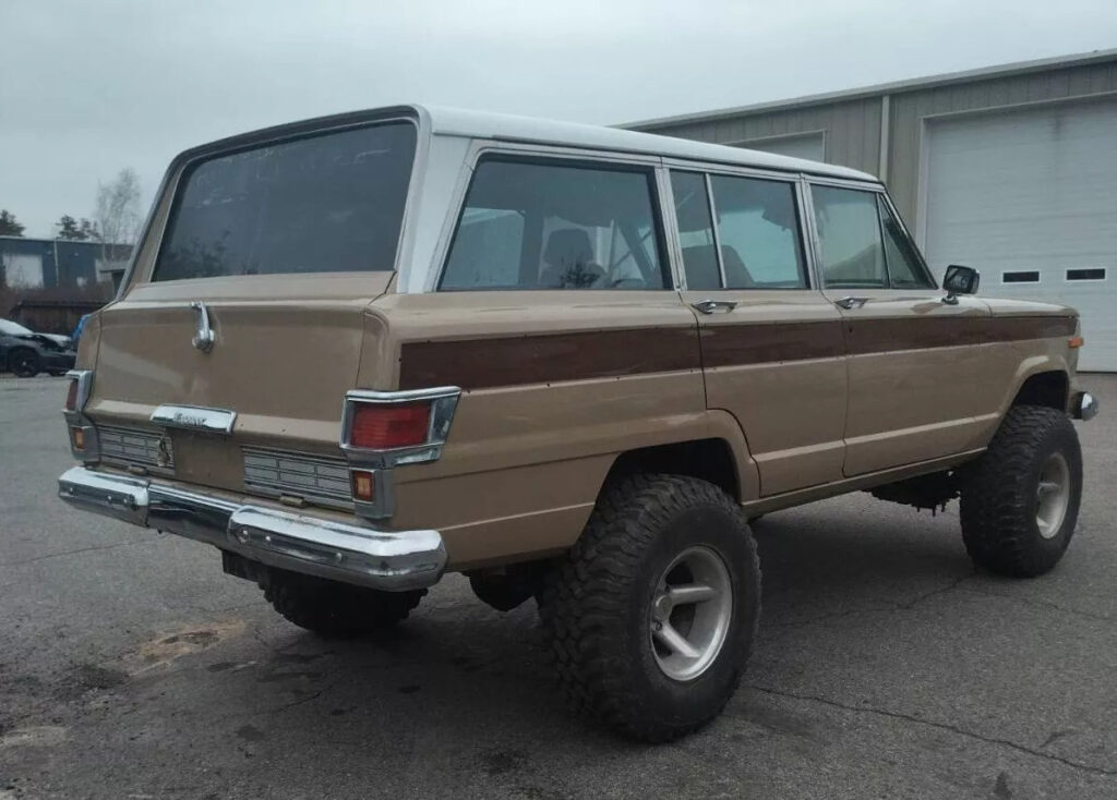 1968 Jeep Wagoneer