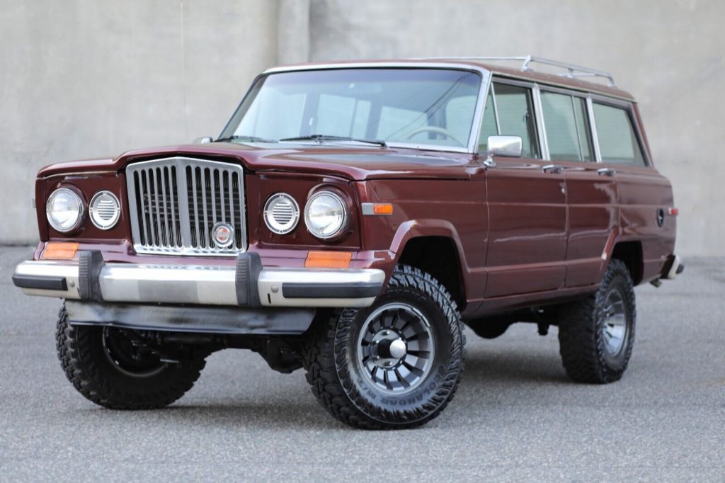 1984 Jeep Grand Wagoneer