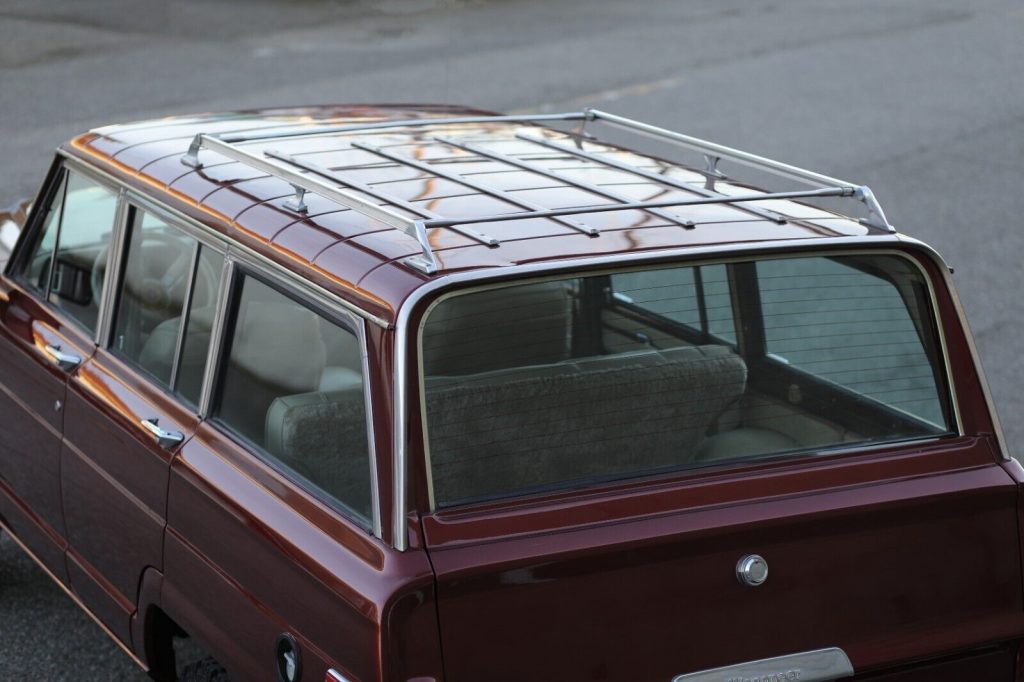 1984 Jeep Grand Wagoneer