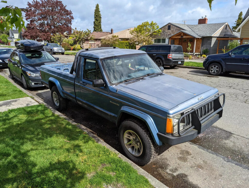 1988 Jeep Comanche Pioneer 4X4