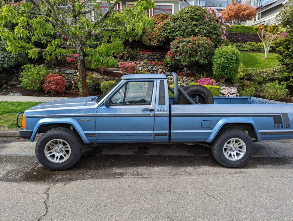 1988 Jeep Comanche Pioneer 4X4