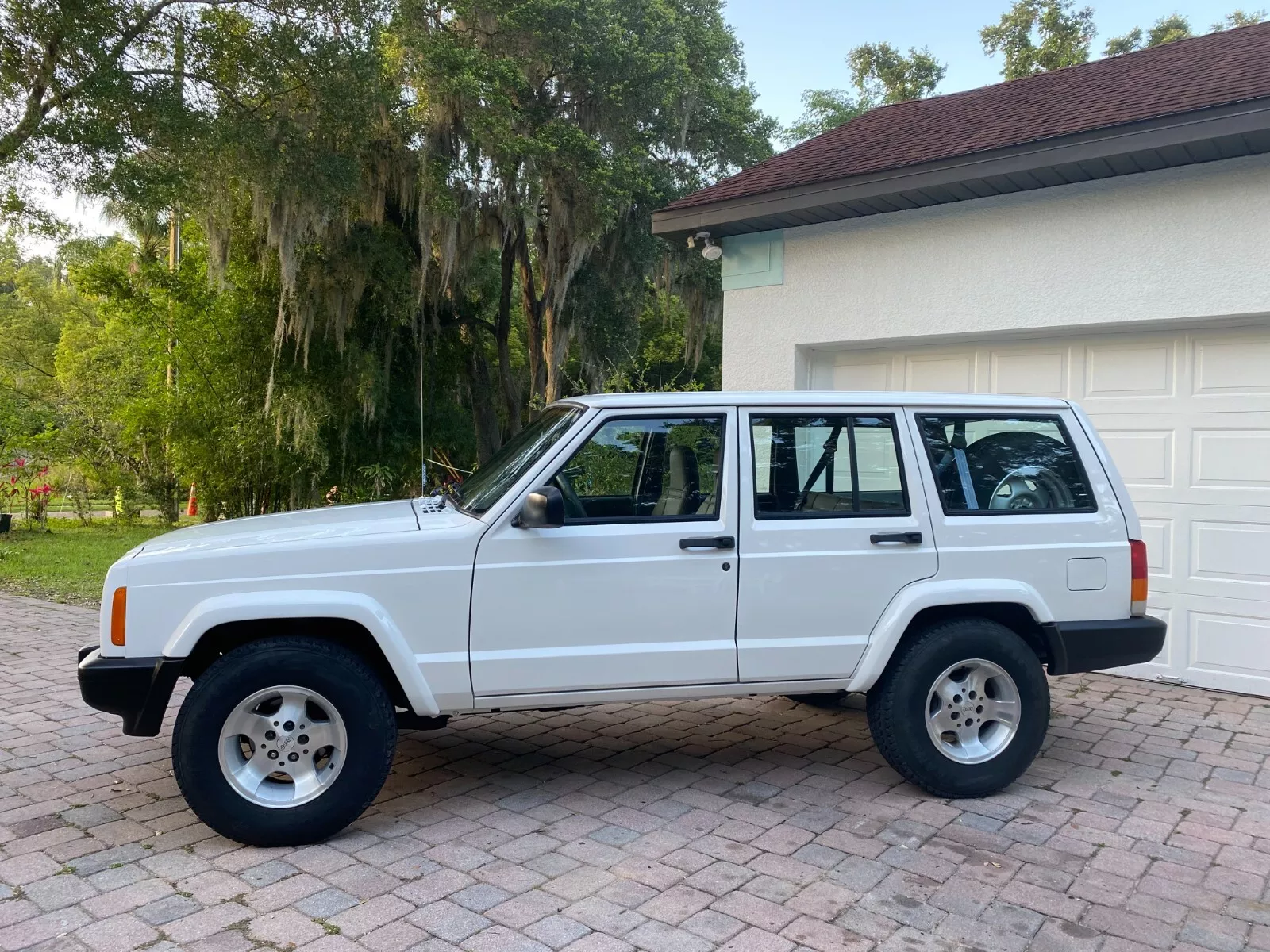 1998 Jeep Cherokee SE