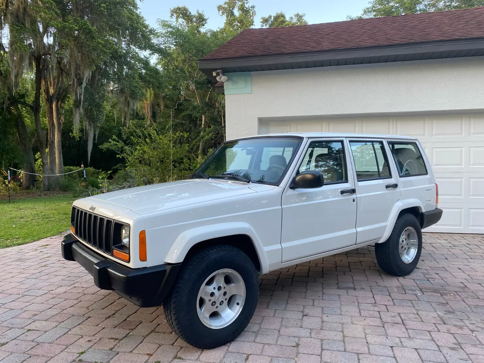 1998 Jeep Cherokee SE