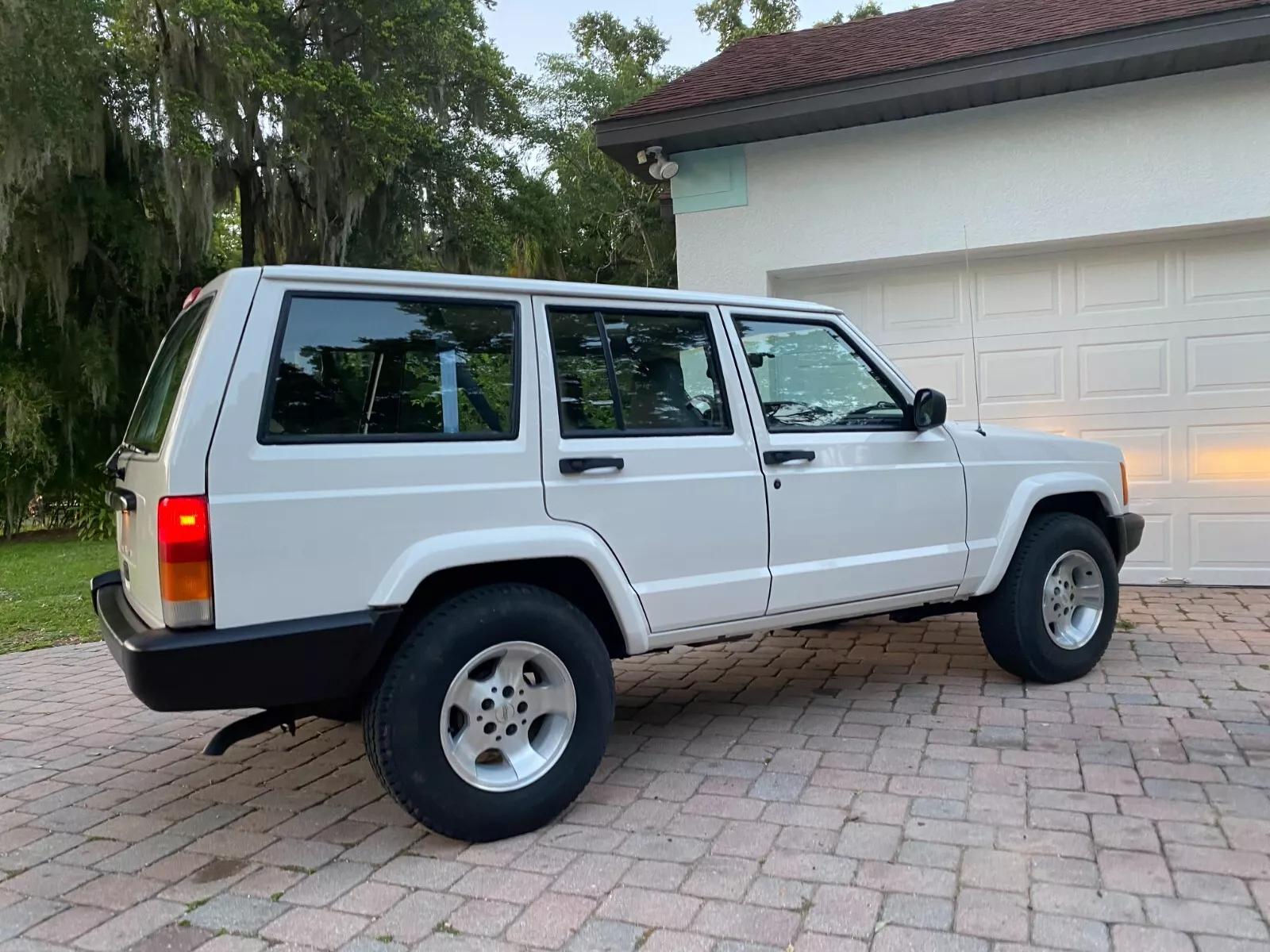 1998 Jeep Cherokee SE