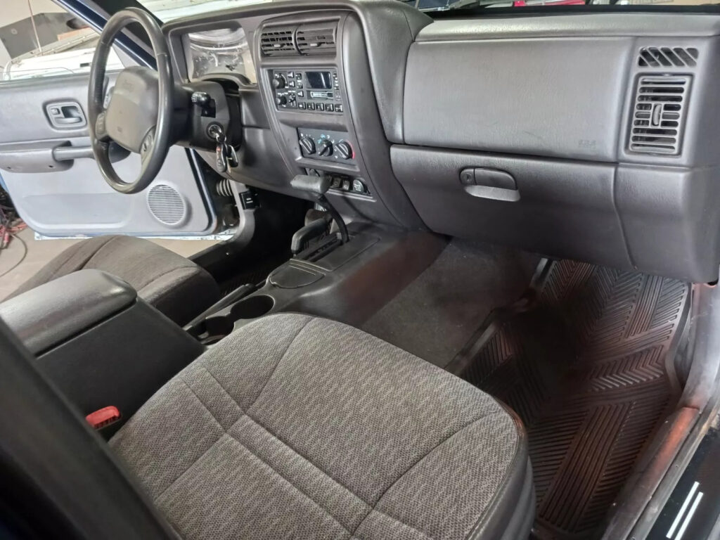 2001 Jeep Cherokee Sport