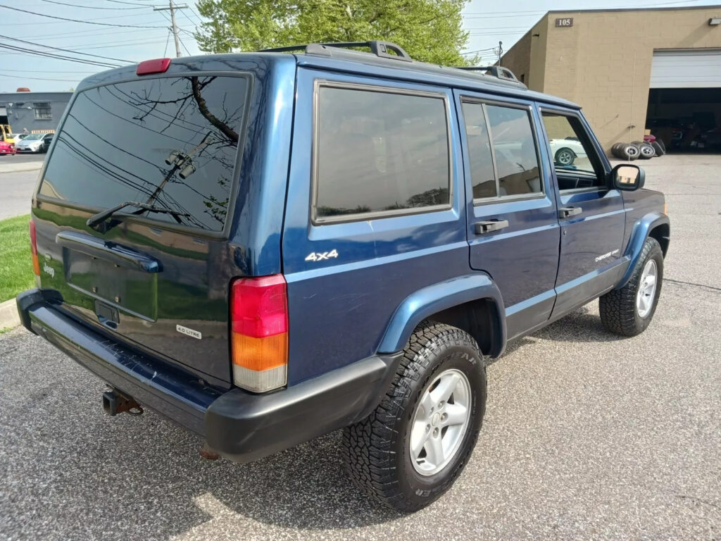 2001 Jeep Cherokee Sport