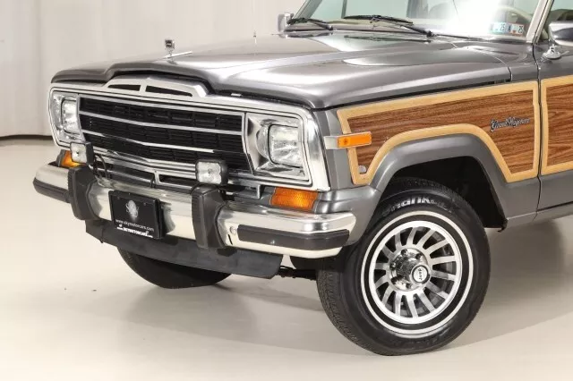 1990 Jeep Wagoneer 4WD