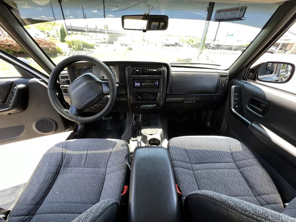 1999 Jeep Cherokee Sport