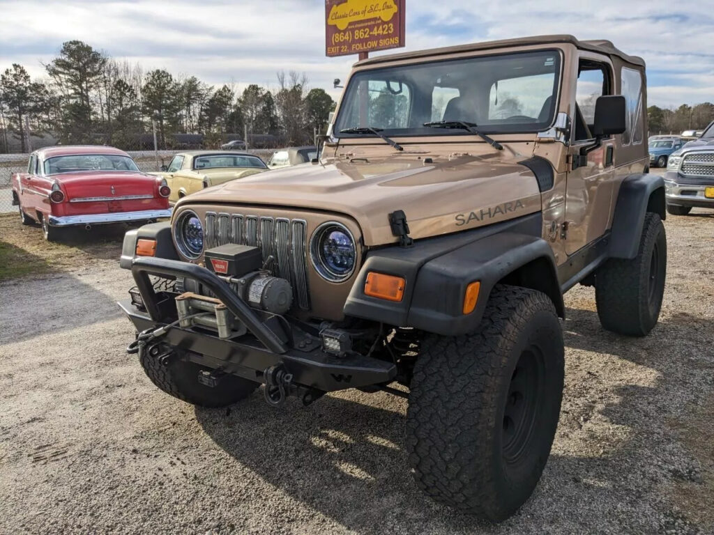 1999 Jeep Wrangler Sahara 4WD SUV