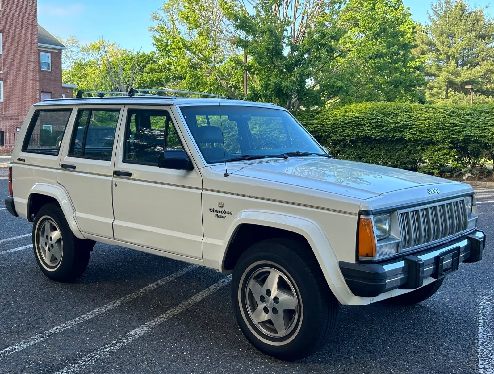 1988 Jeep Cherokee na prodej