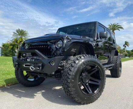 2017 Jeep Wrangler RARE ONE Owner ~ Fully Built Unlimited Sport na prodej