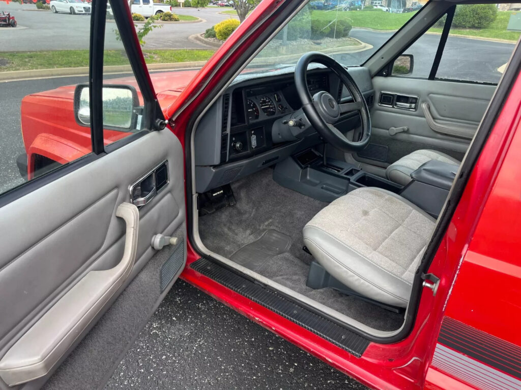 1991 Jeep Comanche