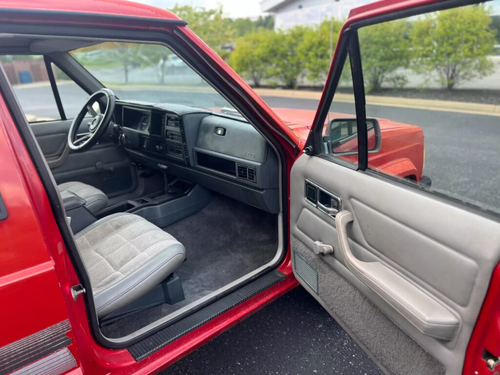 1991 Jeep Comanche